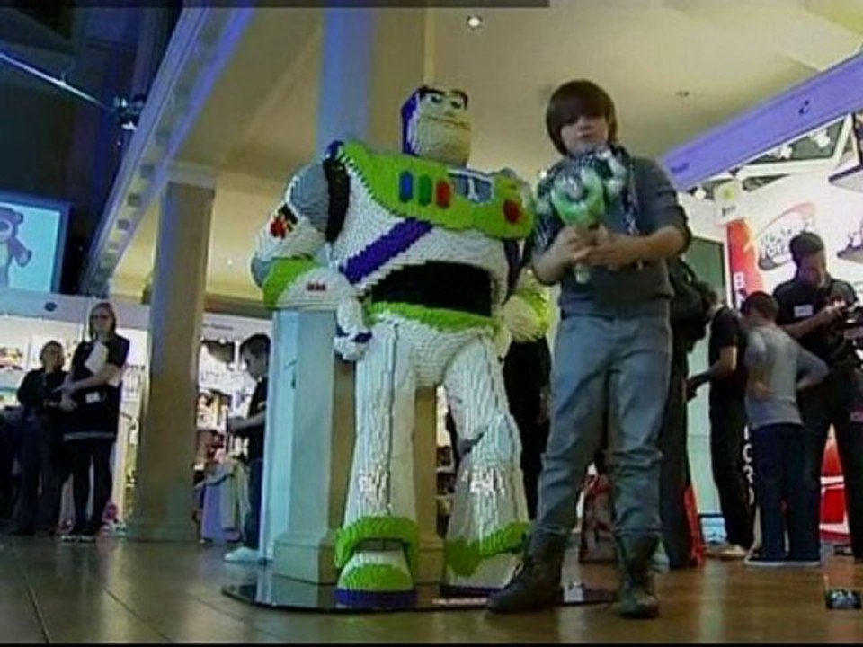 High Tech and Classic Toys Lead UK Christmas Wish List