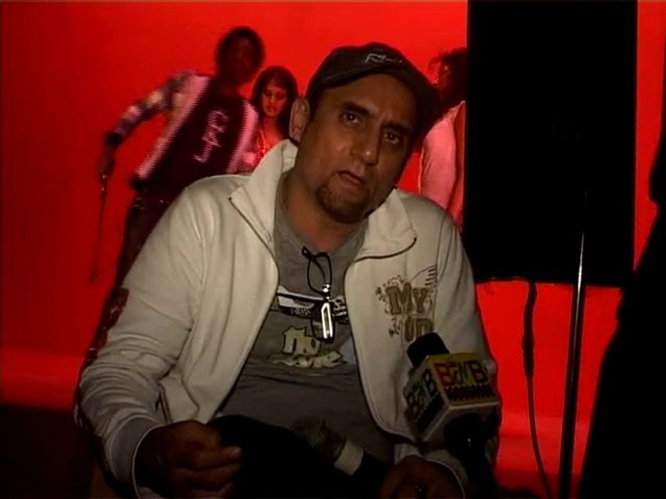 Album Song TIP TIP BARSA On Location