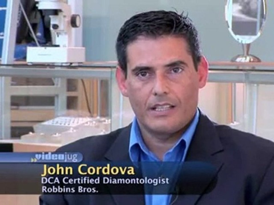 Diamond Basics : What are the 'Four C's' of a diamond?