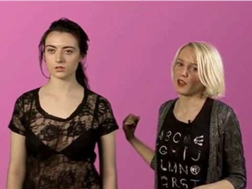 How To Wear A Lace Top