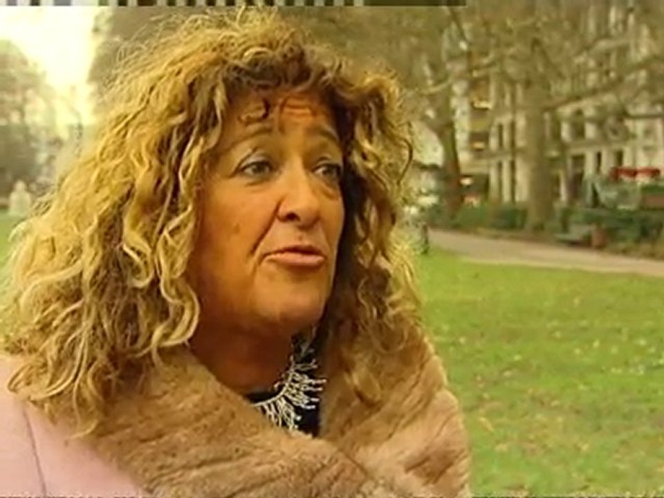 Keys resigns over sexist comments