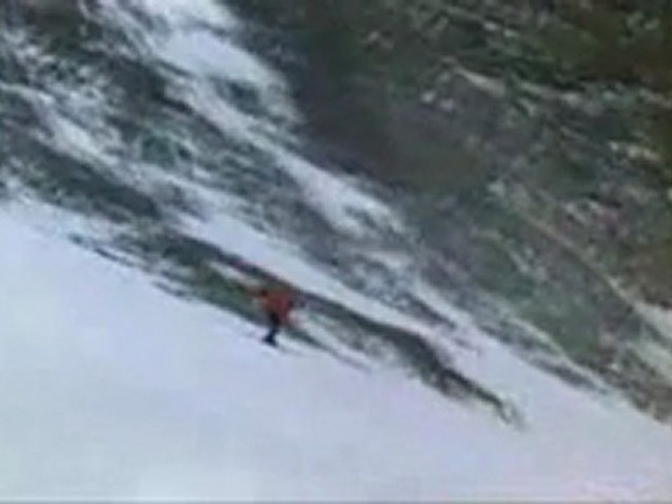 Skiing Down Mount Everest in 'The Man Who Skied Down Everest'