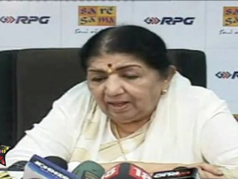 Lata Mangeshkar Unveils New Album & Shares Insights 🎶