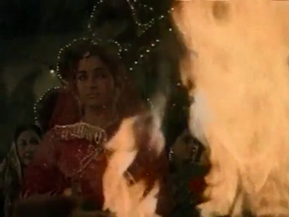 Bollywood Old Classic Hits - Raha Gardishon Mein - Do Badan - Asha Parekh & Manoj Kumar