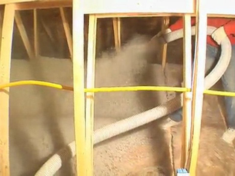 CM 1500 – Potable and Powerful Insulation Machine for All Sized Spaces