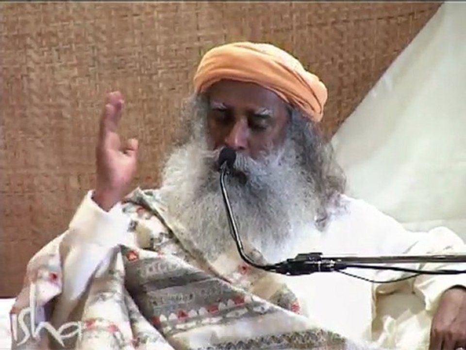 What is the meaning of "yogaratova bogaratova"? Sadhguru