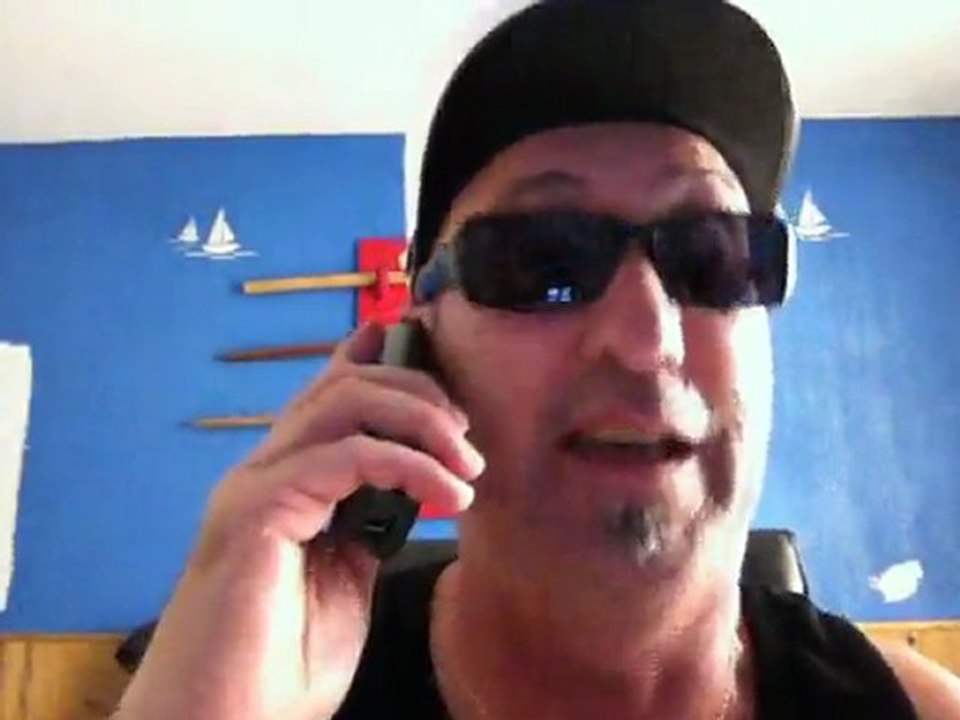 Allo...Allo...Allo , Salut les Couillus !!!!!!