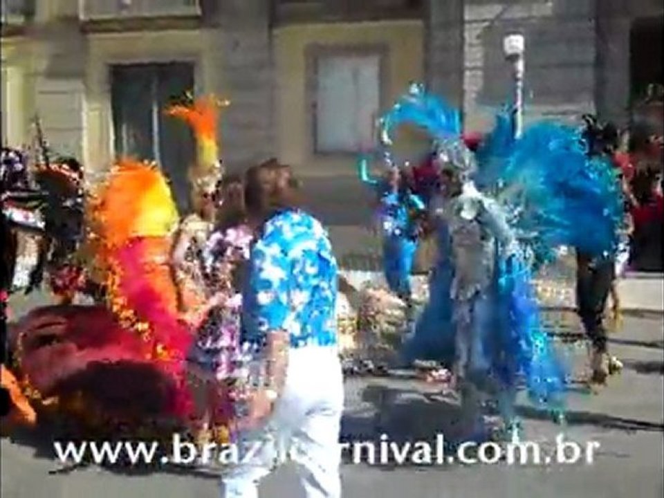 Forró in Arabic: 1st Time Ever Forro Musical Style sung ...