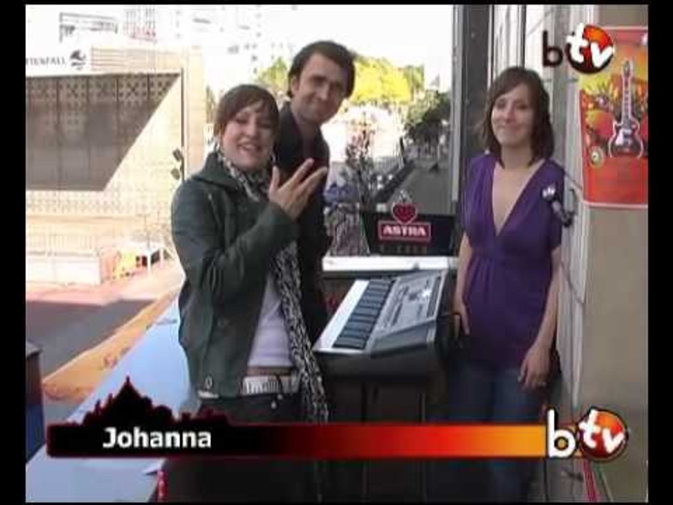 KIKI BRUNNER - WAS ES HEISST (BalconyTV)