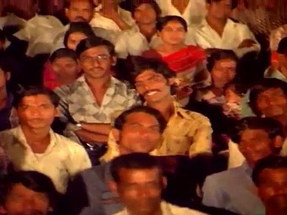 Mera Mera Merupula (Khaidi)