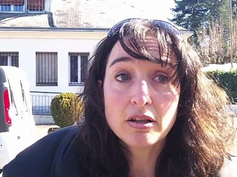 Bagnères-de-Bigorre : manifestation contre la fermeture de l'école maternelle Grasset