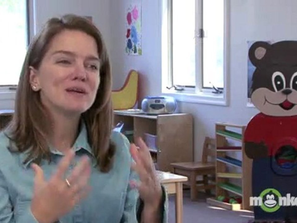 What are some examples of each type of praise?