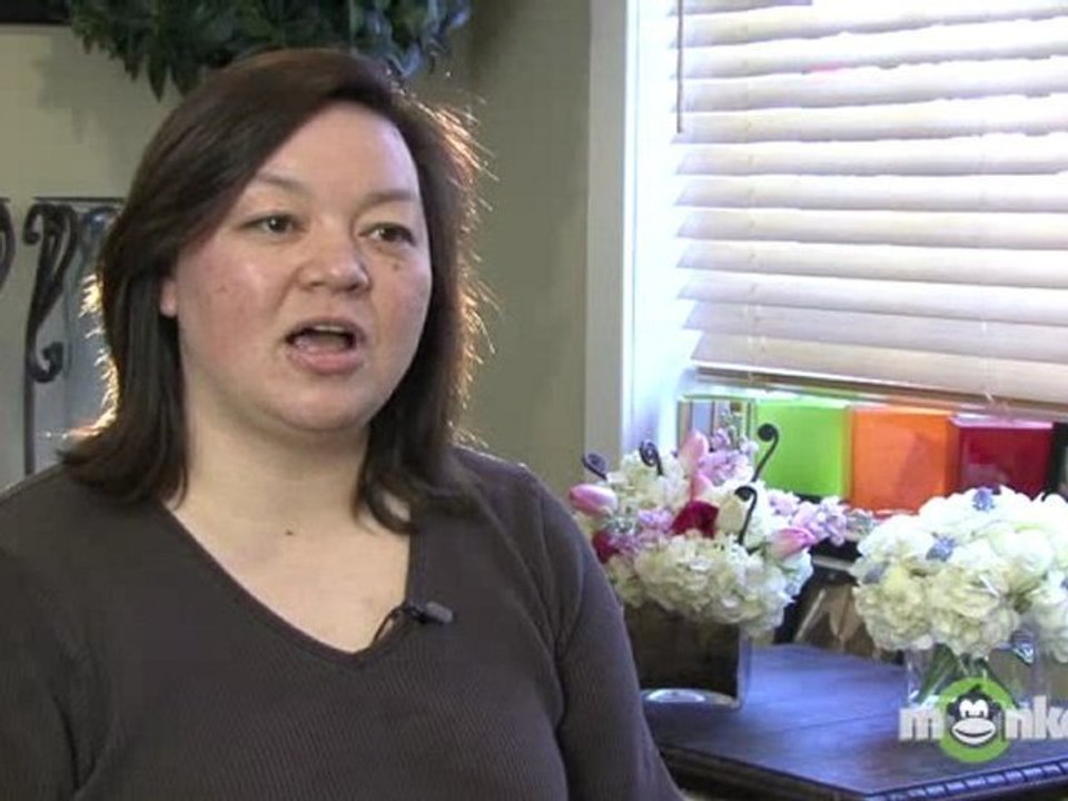 What are some popular flowers used for weddings?