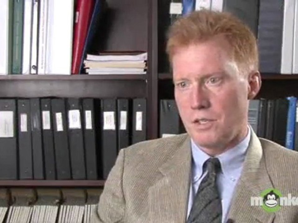 What are the symptoms of cardiac arrest?