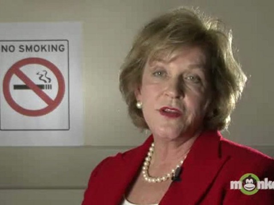 What are the smoking risks for pregnant women and their unborn babies?