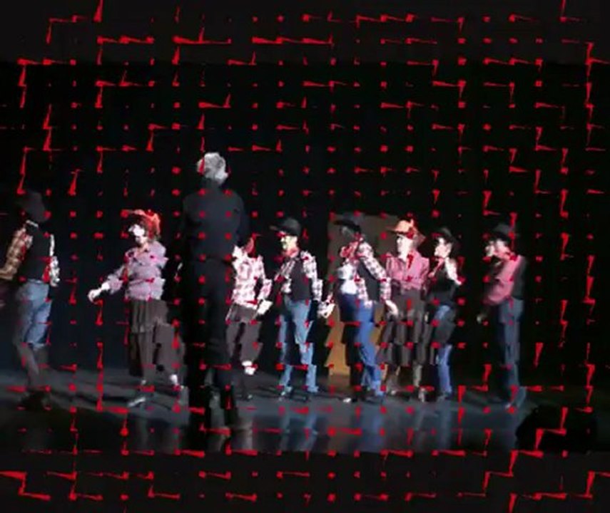 Les Ainés Rureaux et Danseuses Country à Billom