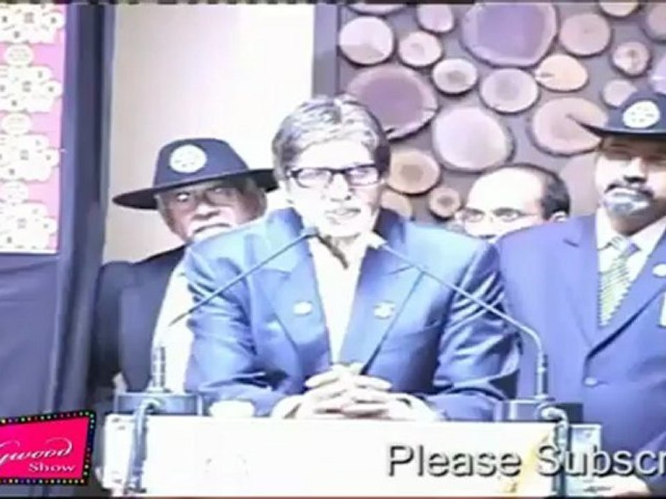 Discover the Legendary Bollywood Icon Amitabh Bachchan 🌟