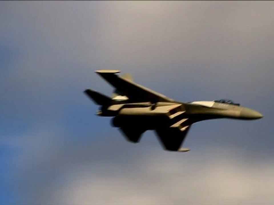 SU-35 EDF Crazy Maneuvering!