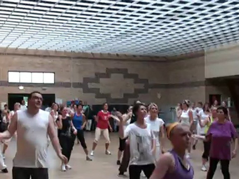 ENCOOOOORE - - POP POP POP