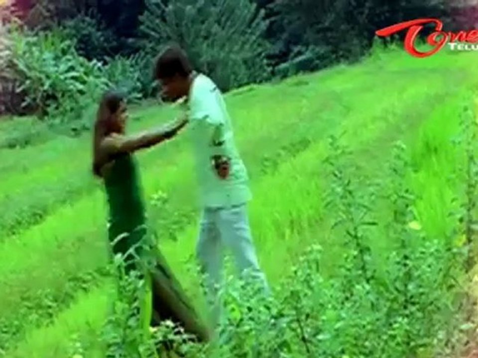 Prema Nilayam Songs - Nee Meeda - Bhavana - Madhavan