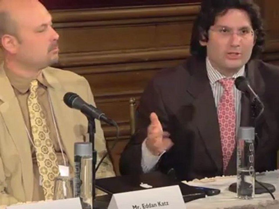 A Conflict Between East and West Over Internet Control?