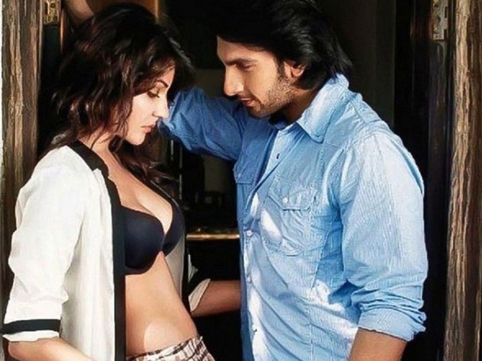 Anushka Sharma & Ranvir Singh: Upcoming Movies & Latest Event Highlights 🎬