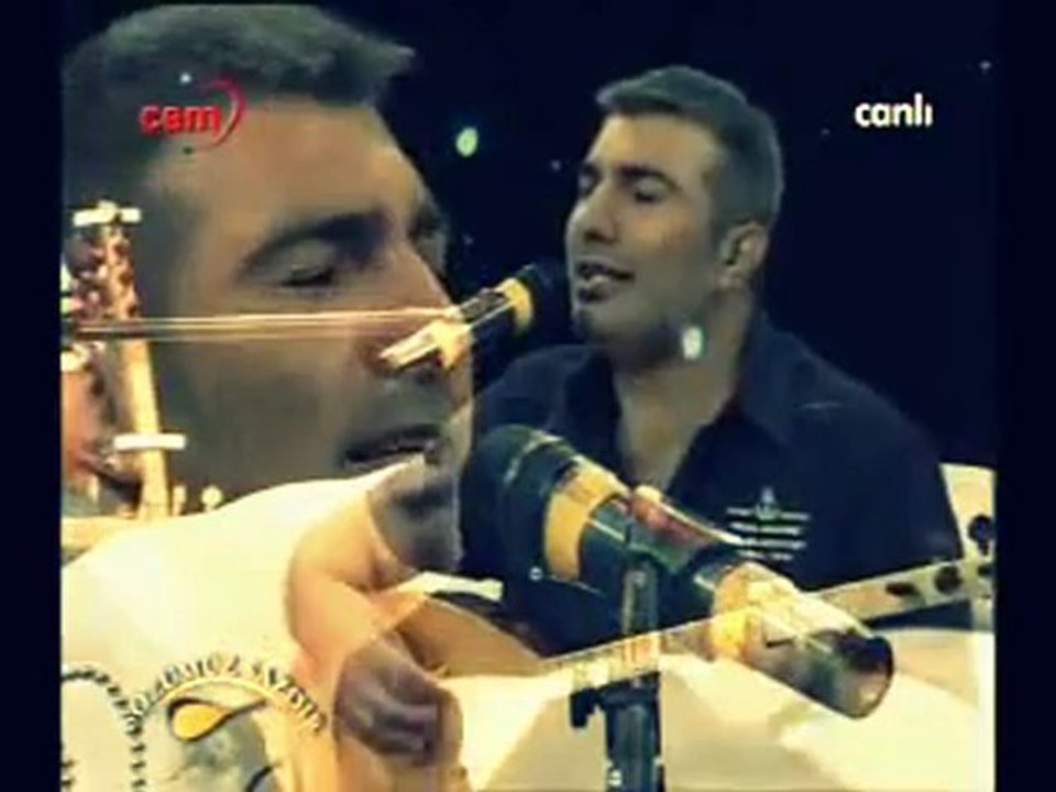 Özcan Türe   -   Ben Garibim Sen Garipsin