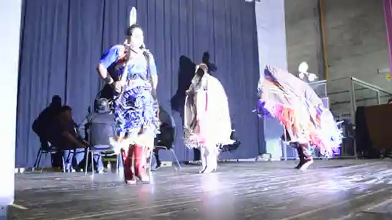 Honouring the Women at Lakehead University - Pow Wow 101