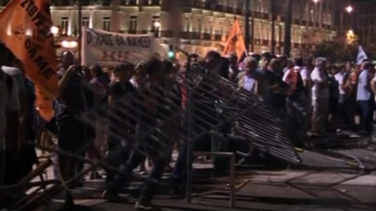 Security reinforced at Greek parliament