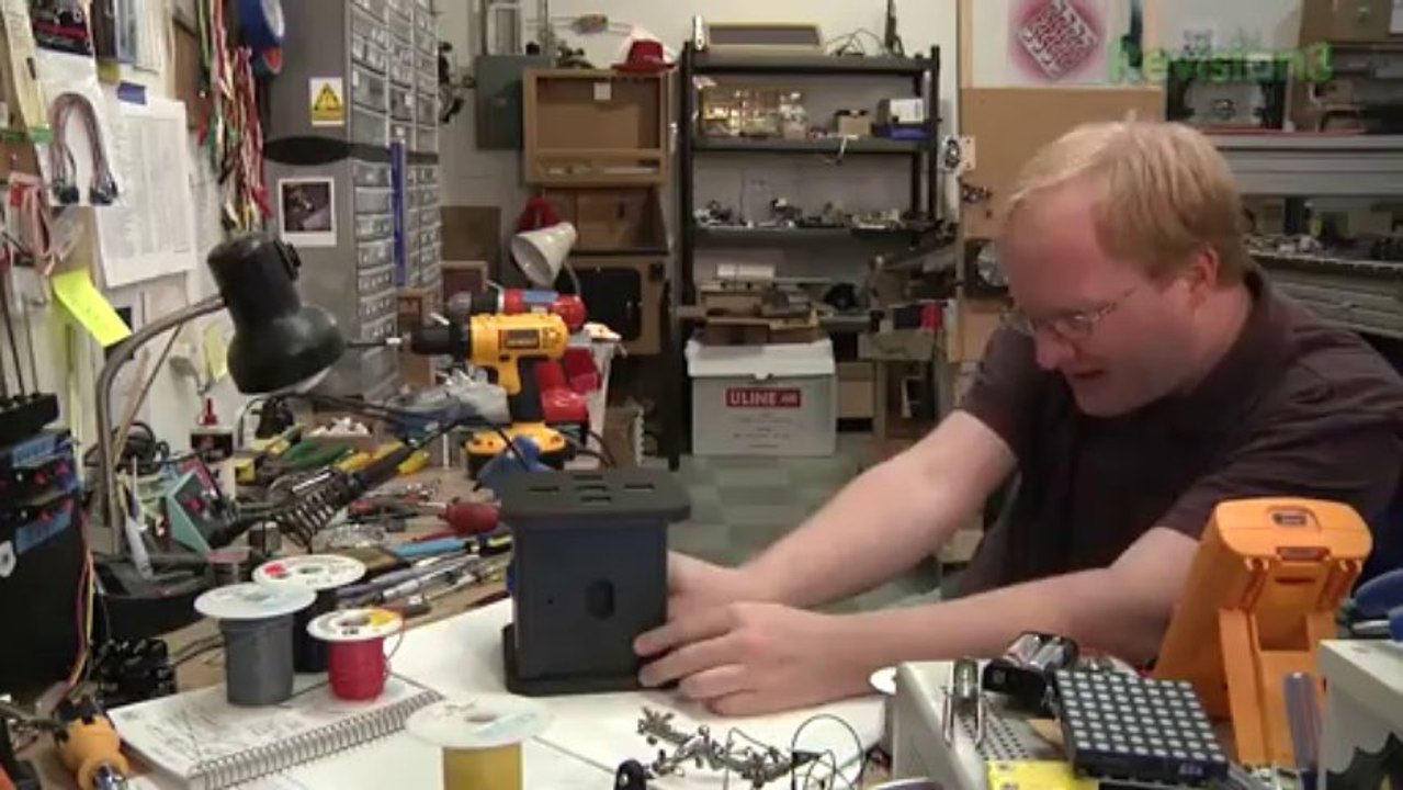 Ben Heck's Outdoor Console - The Ben Heck Show