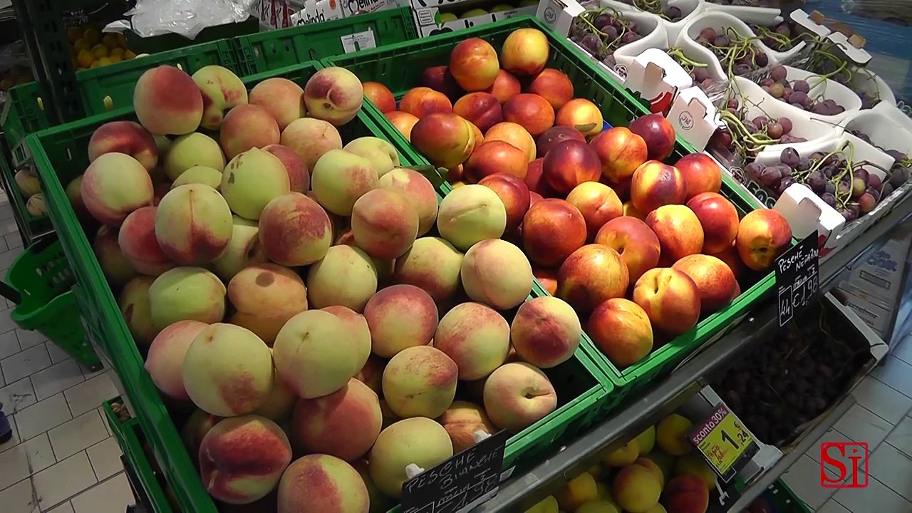 Napoli - A Napoli la spesa più cara d'Italia (31.08.13)