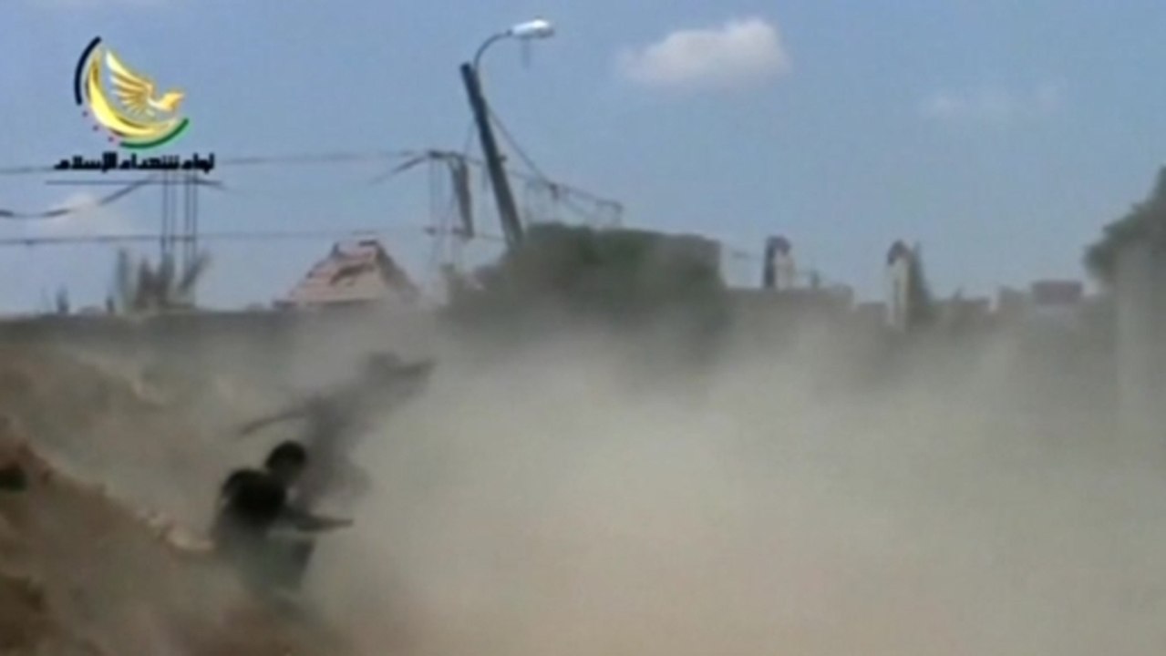 No pause for debate as war rages in Syria