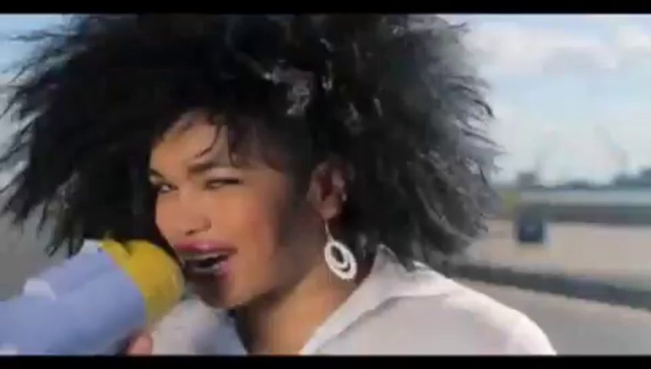 TENCE MENA & LÔLA  -   BlueStar (gasy - malagasy)