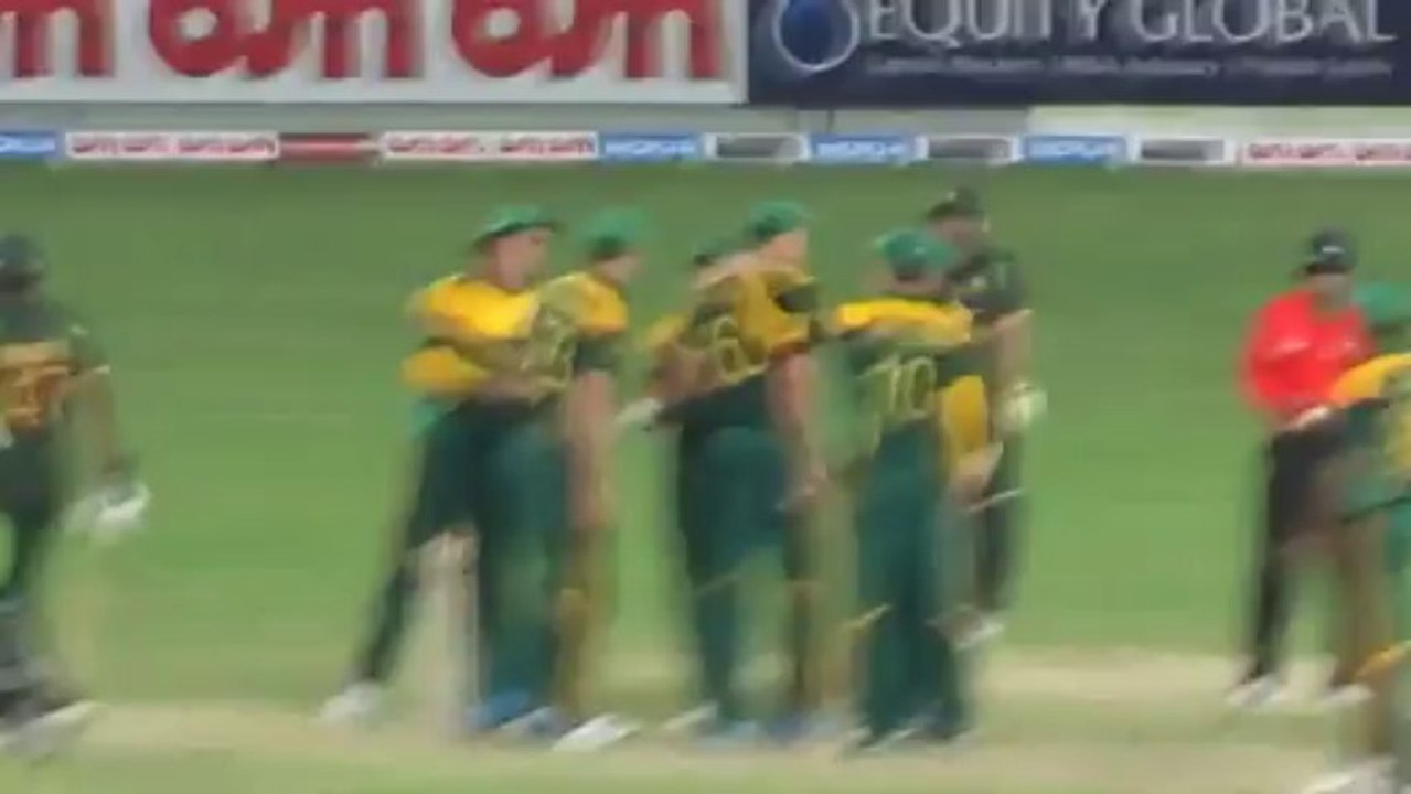 Shahid Afridi Phus Phus Not Boom Boom