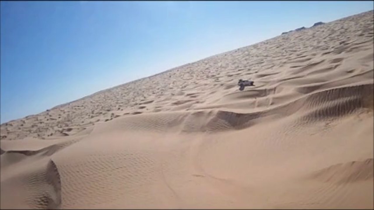 Surf sur les dunes tunisiennes