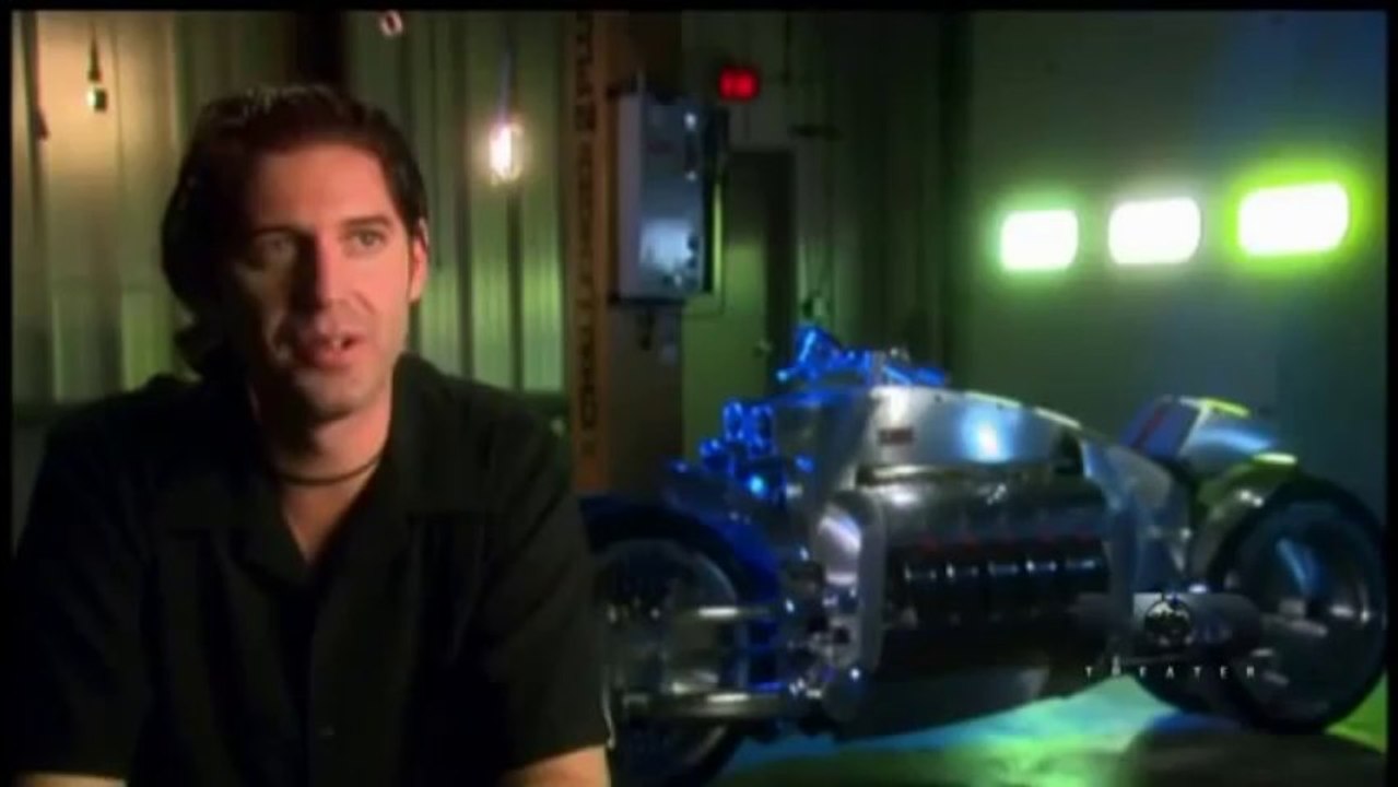 Dodge Tomahawk vs Dodge Viper...