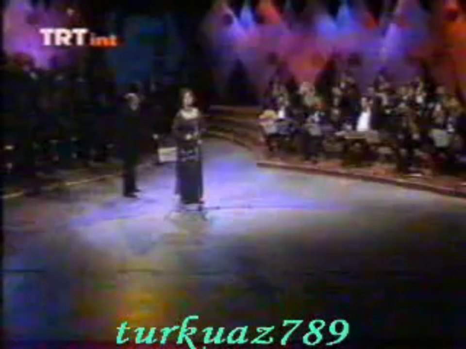 Belgin GÖK-Bakışı Çağırır Beni Uzaktan