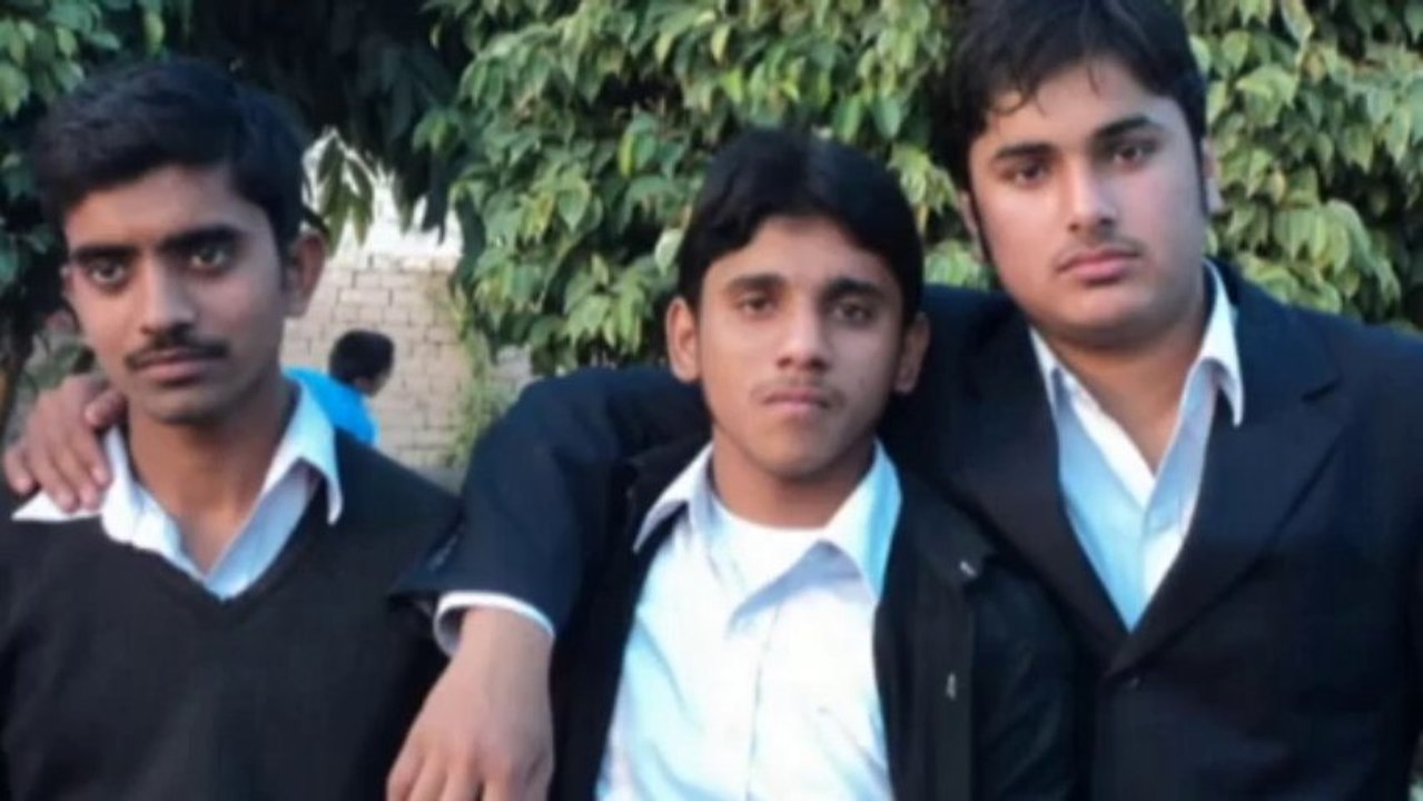 College Di YaaD-Visuals And Edited(Malik Adnan)