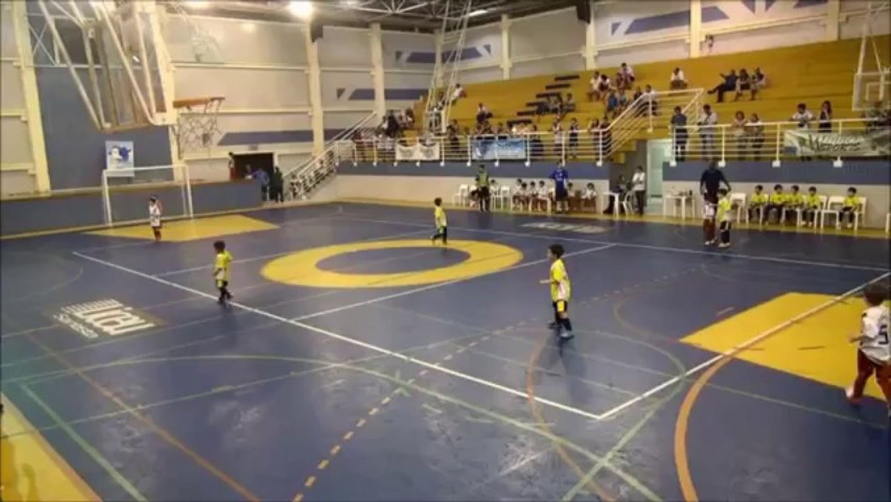 Menino Bom de Bola 6 anos, Santista.