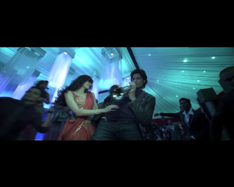 Hasee mints Rs 10 crore Karan Johar happy