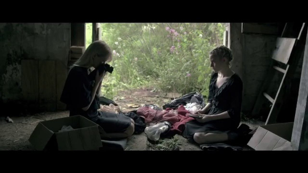 We Are What We Are Fragmanı