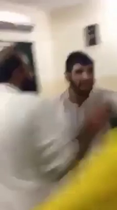 DunyaTV - Crazy Celebration on Afridi's Sixer