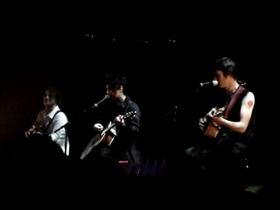 Alice & June Tour - justine