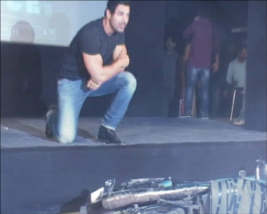 John Abraham 09