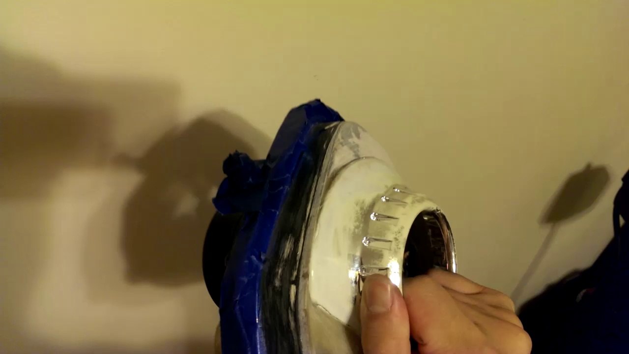 Strength of a Magnetic Method for Securing a Shroud