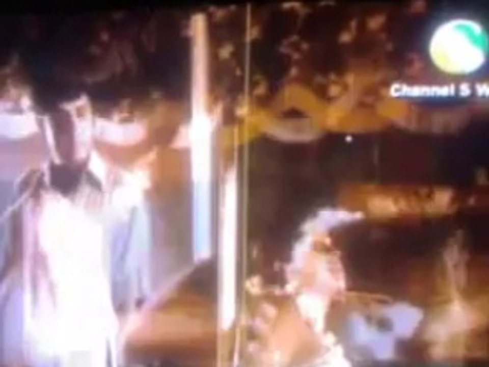 Bangla Movie Song _ AAA Aktu fera asho aktu valo basho