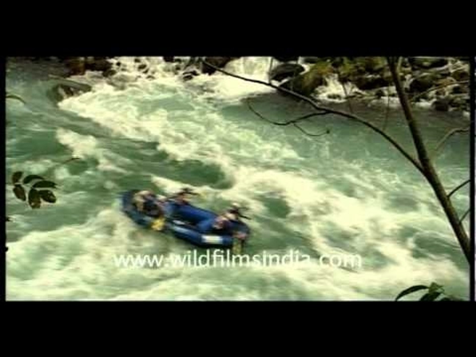 Extreme sport - River Rafting!!