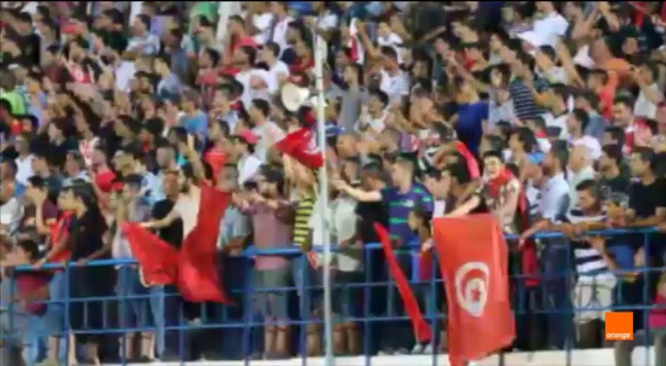 المنتخب يقتلع الفوز بصعوبة و يراضي الجامهير الحاضرة