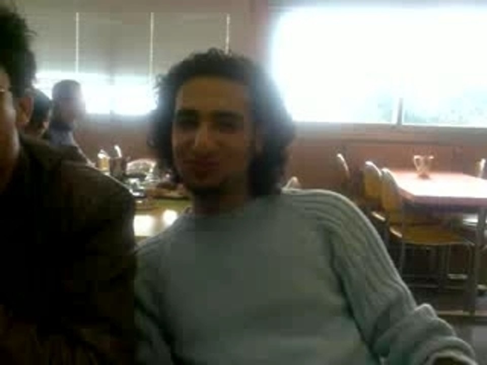 7oussem in a Critical Situation