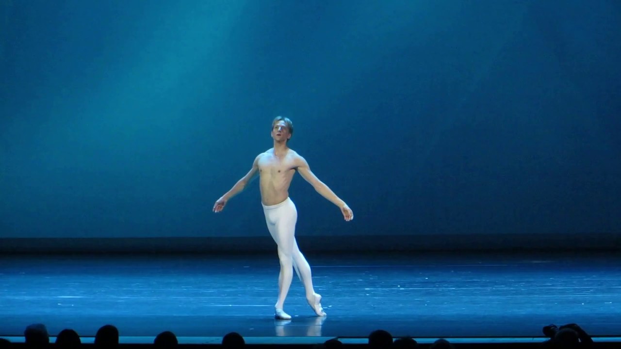 David Hallberg - Dance of the Blessed Spirits